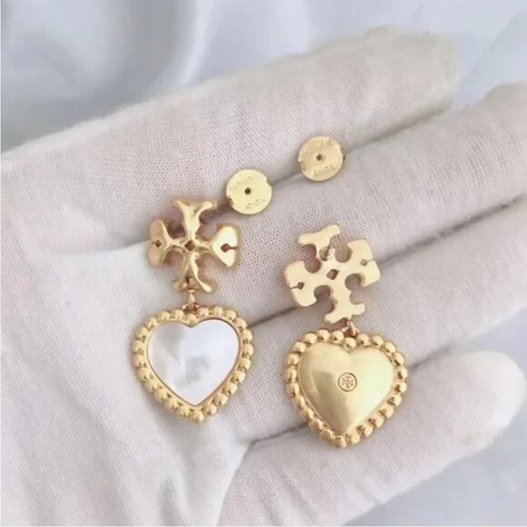 TORY BURCH ROXANNE MOTHER-of Pearl /GOLD 18k GOLD PLATED EARRINGS NWT - Picture 3 of 7